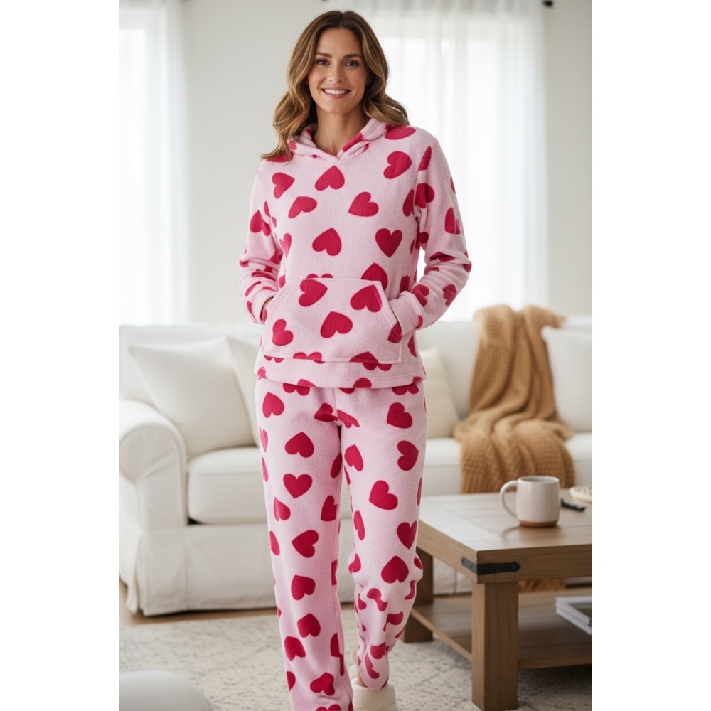 Woman Winter Pyjama Set Hearts Hat
