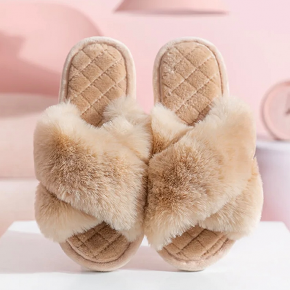 Woman Winter Slippers High Quality Faux Fur Beige