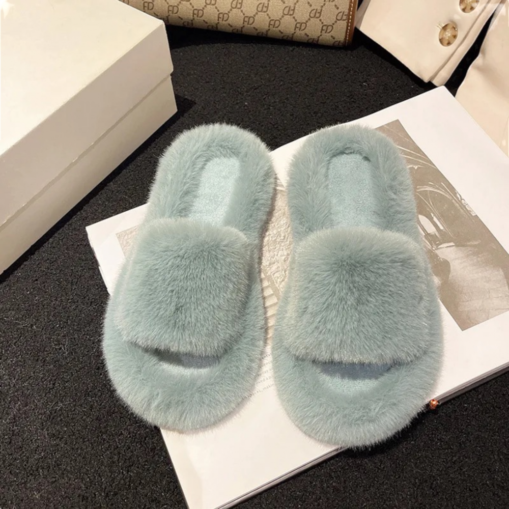 Woman Winter Slippers Faux Fur Green